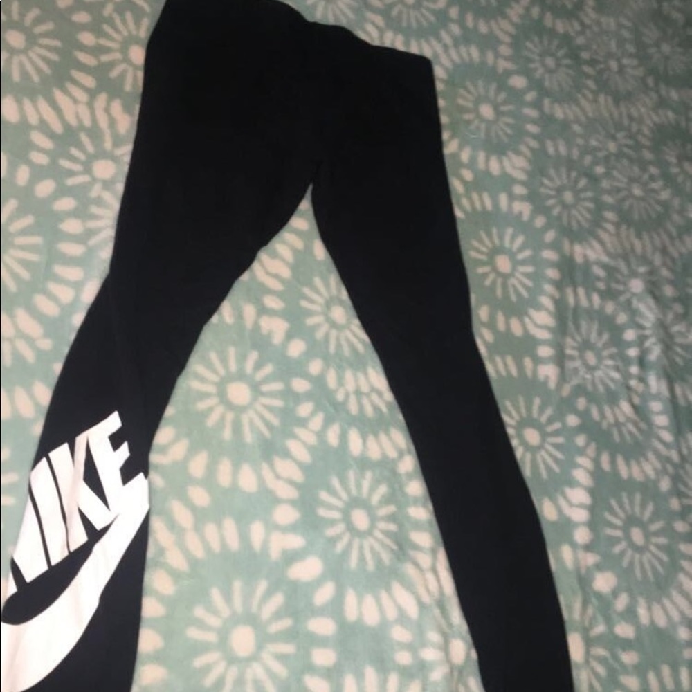 Nike leggings
